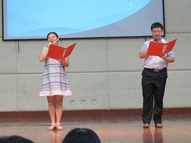 15年中秋国庆诗歌朗诵会 (24).JPG